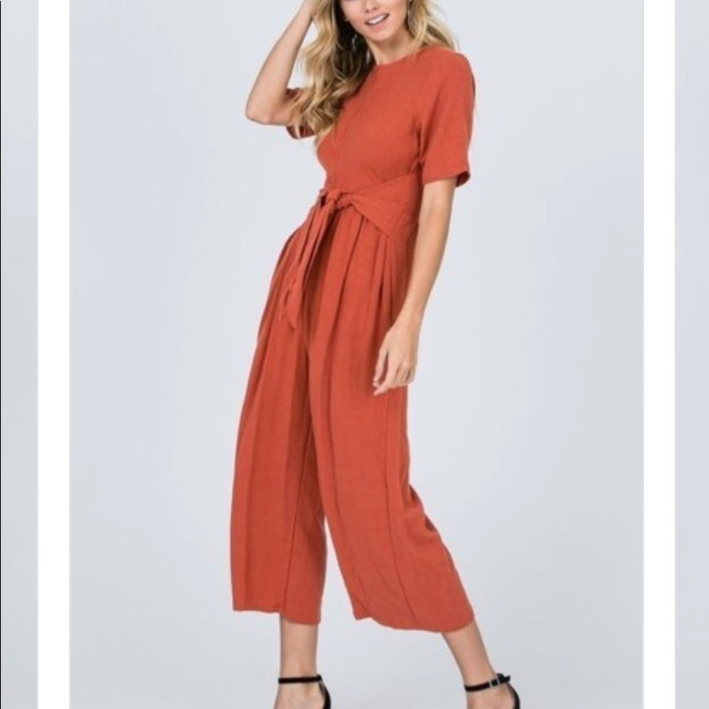 Front-tie Cropped Rust Jumpsuit - Picture 3 of 4
